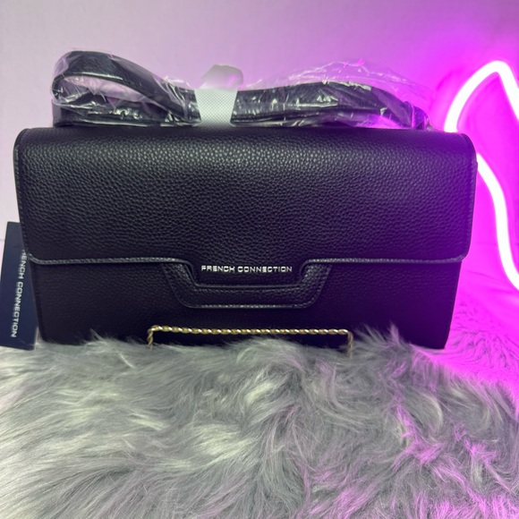 NWT FRENCH CONNECTION Shoulder kitty pebble Bag NEW - Picture 2 of 9